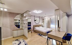 Unique By Uptown Apartments